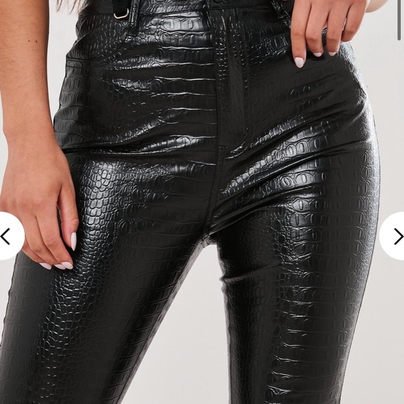 2 pairs MISSGUIDED black Faux Leather Leggings - Picture 4 of 15